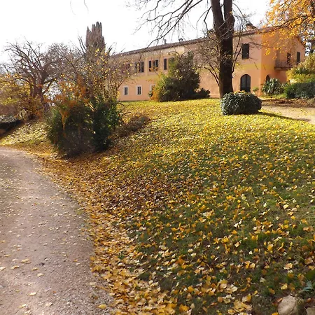 Gocce Di Camarzano Bed & Breakfast *