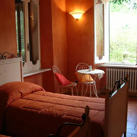 Gocce Di Camarzano * Collegiglioni